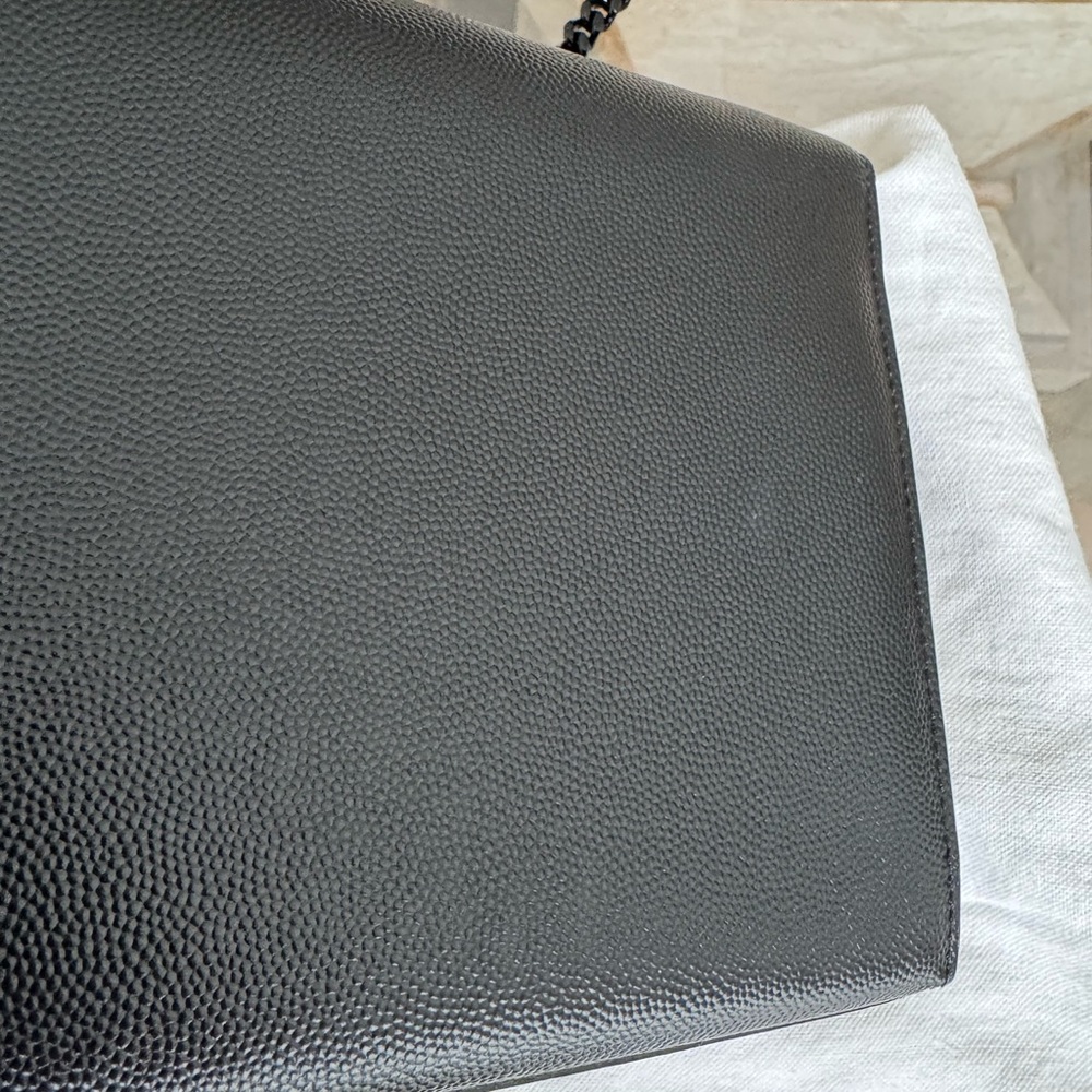 Saint Laurent YSL Medium Grain De Poudre Embossed Leather Black Shoulder Bag - Picture 8 of 16